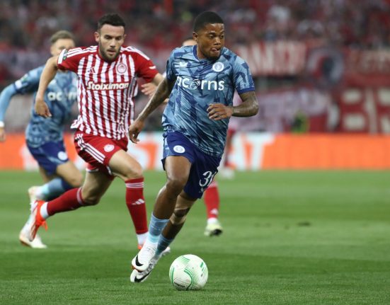 Λέον Μπέιλι