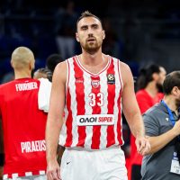 Νίκολα Μιλουτίνοφ